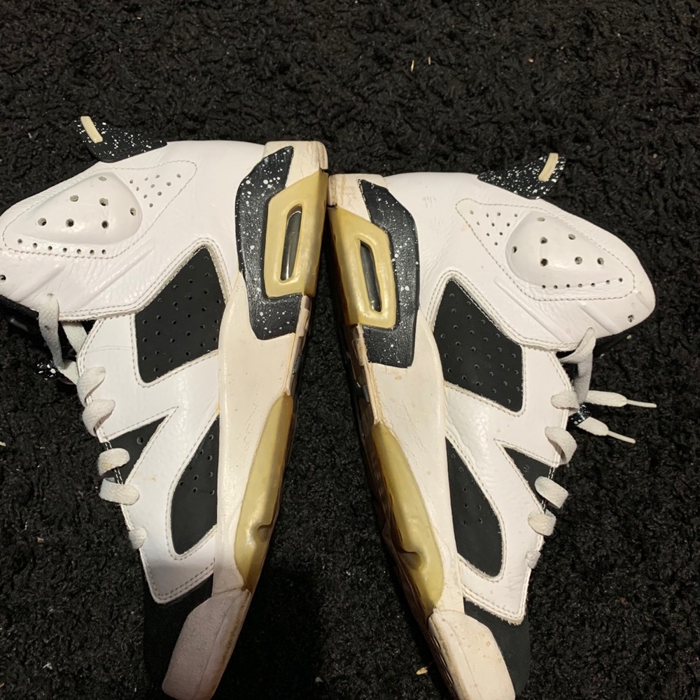 Jordan 6 “Oreo” Size 8. Used No box.